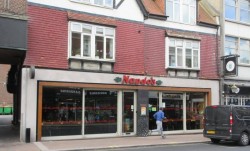 Nando's Beckenham - Chicken, Burgers & Vegetarian Restaurant